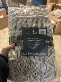 Curtain/ wall decor