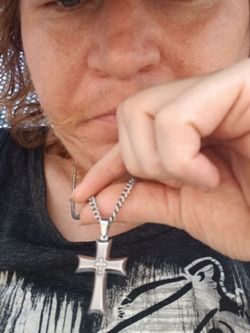 A Kay's cross for men. It's a 270$ necklace but I'm only asking 150$ or 80$