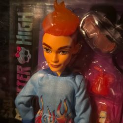 NWT Monster High Heath Burns Scare-aside Island