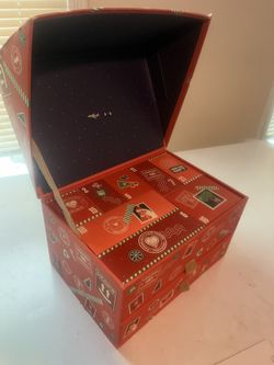 Great CHRISTMAS 🎁 Gifts For Sale 