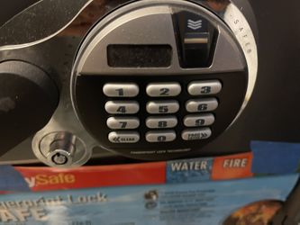 Double lock method 1.2 digital SENTRYsafe