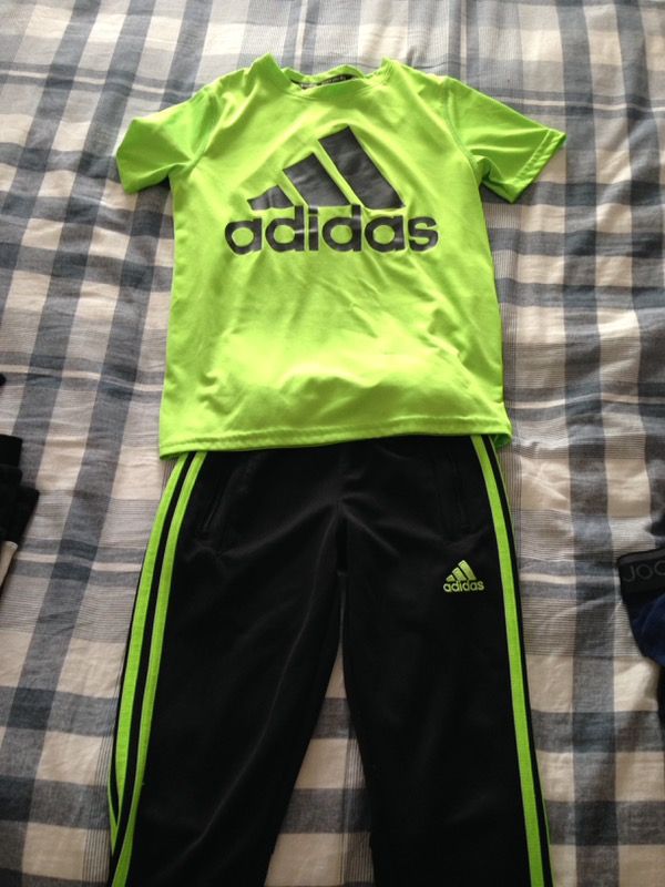 Child's jogger set xs