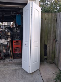 Bi-fold Interior Door
30x80