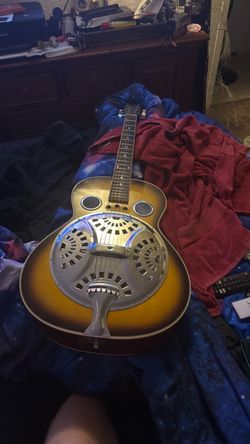 Resonator Guitar Sunburst Finish