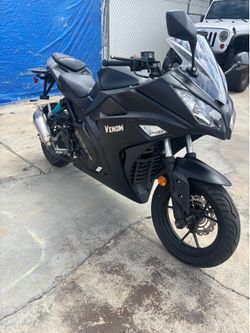 2025 Venom Motorsports X19 200cc automatic motorcycle