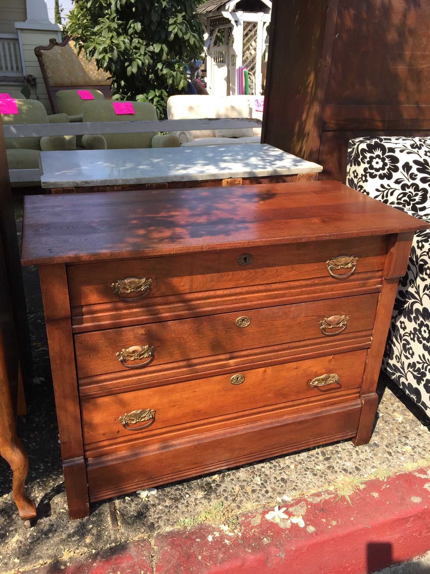 Antique dresser good condition