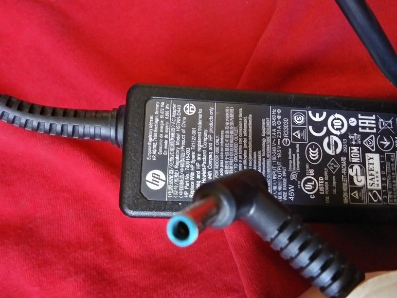 LAPTOP ORIGINAL CHARGER CHARGERS LAPTOP CHARGER CARGADOR LAPTOP DELL APPLE HP APPLE MagSafe ACER LENOVO TOSHIBA ASUS. To