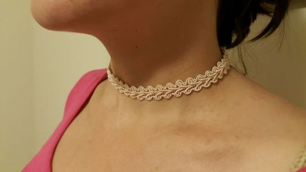 Choker necklace