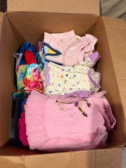 Girl clothes $1 each 40 pieces