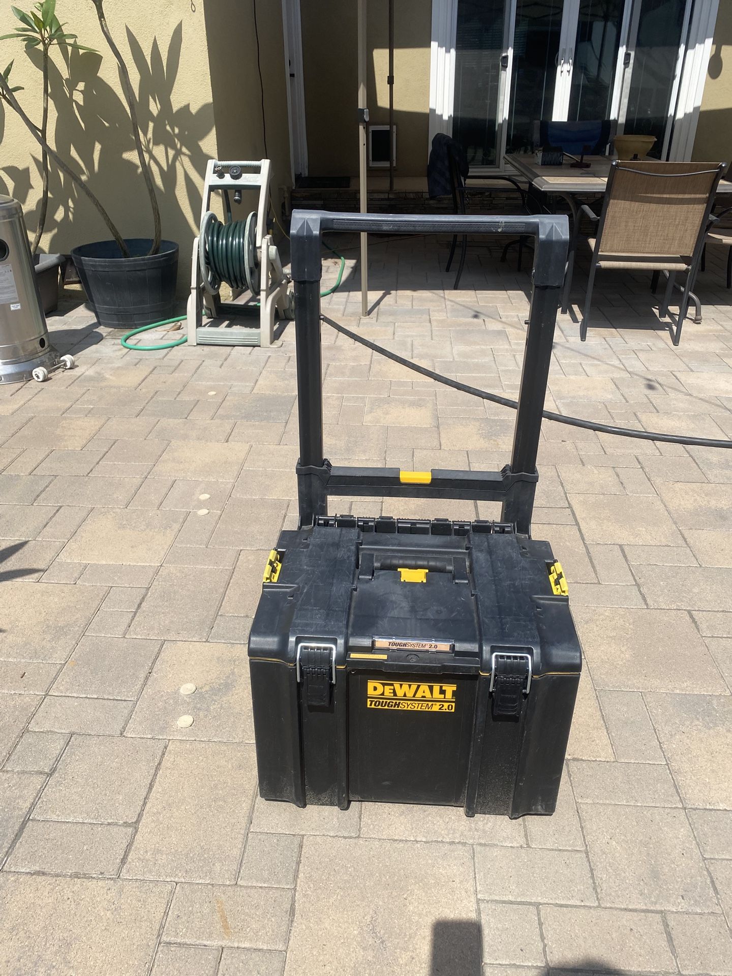 Dewalt Stackable Rolling Tool Box With Handle