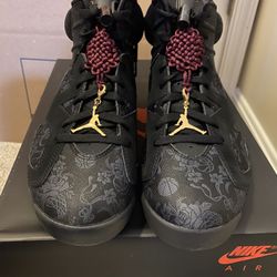 Women’s Jordan Retro 6 (size 11)