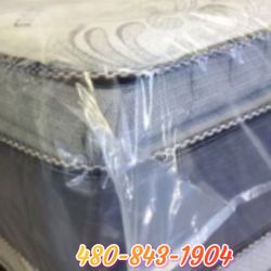 Plush Pillow Top Full Size Set  / Camas 