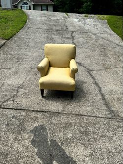 Clean Yellow Arm Chair