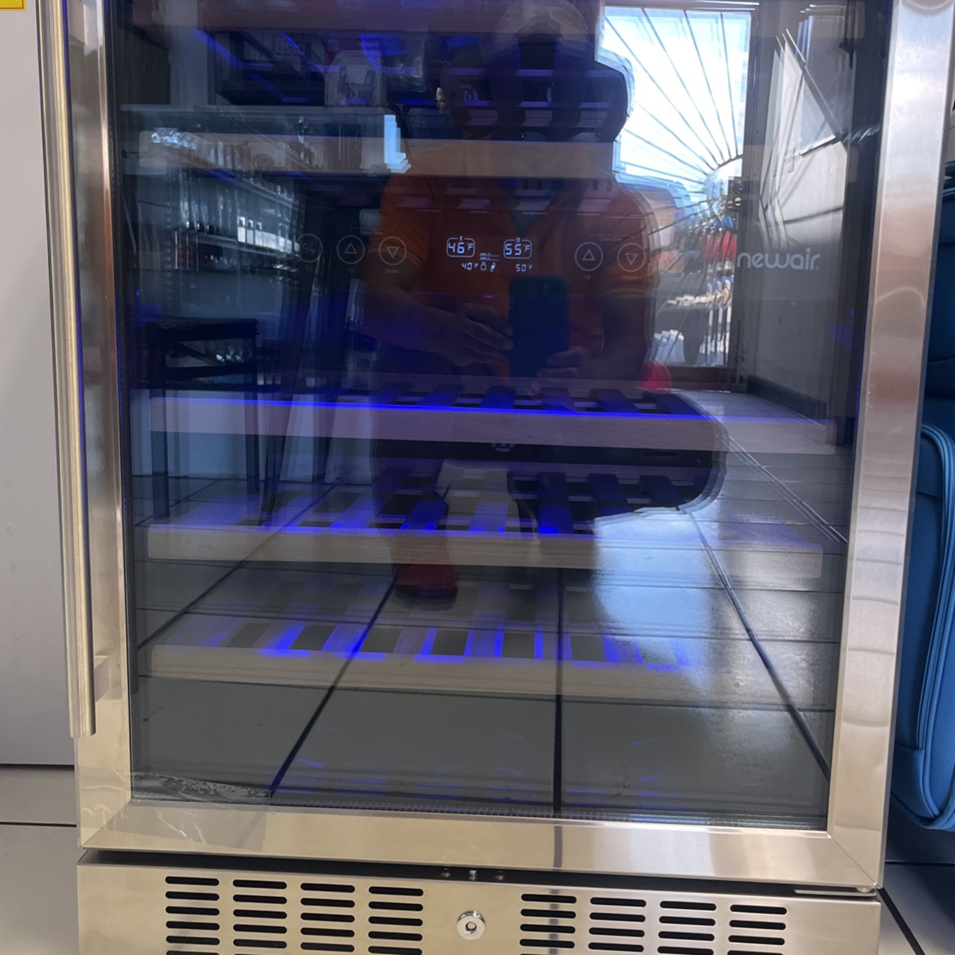 NEWAIR Wine cooler 24”