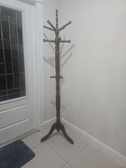 Wood coat rack