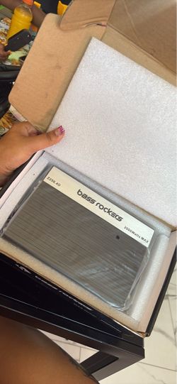 Bass rockers amp box