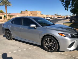 2020 Toyota Camry SE - Excellent Condition!