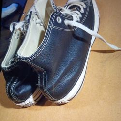 CONVERSE LEATHER CLASSIC HIGH TOP SNEAKERS SIZE 9
