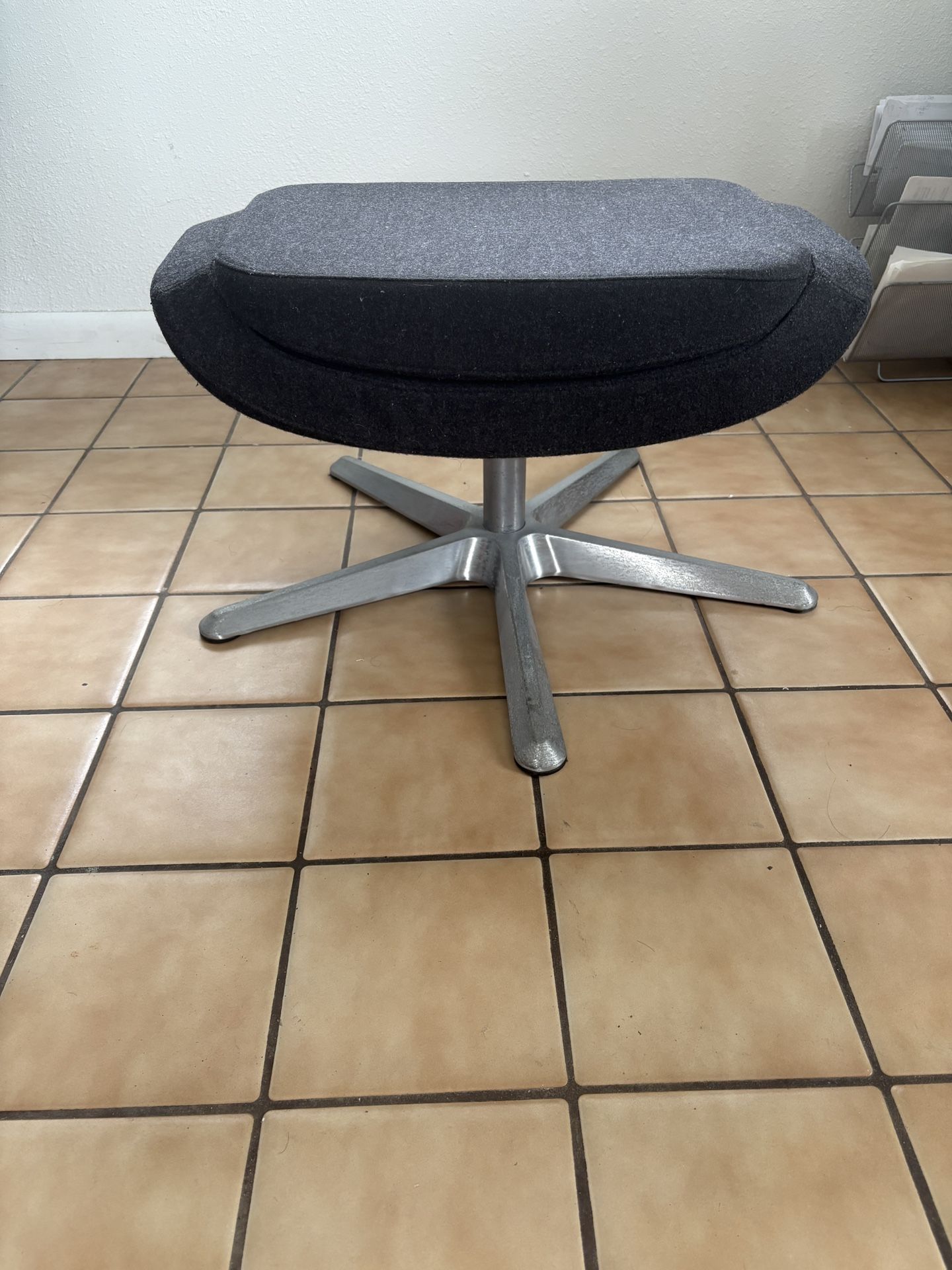 Bench / Stool