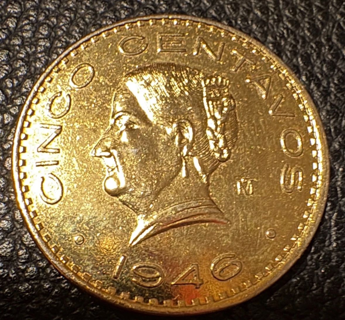mexico 1946 Cinco centavos coin  rare