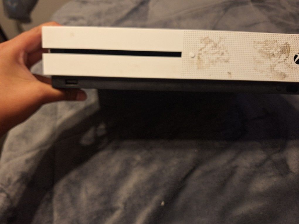 Xbox One S
