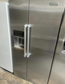 KitchenAid Side by Side Stainless Steel Fridge IceMaker