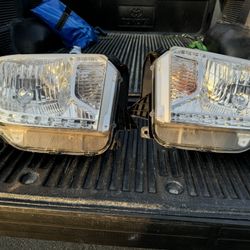 Tundra Headlights