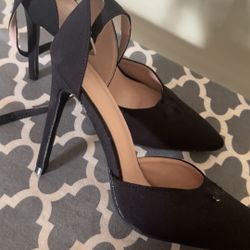Black High Heels- Size 7