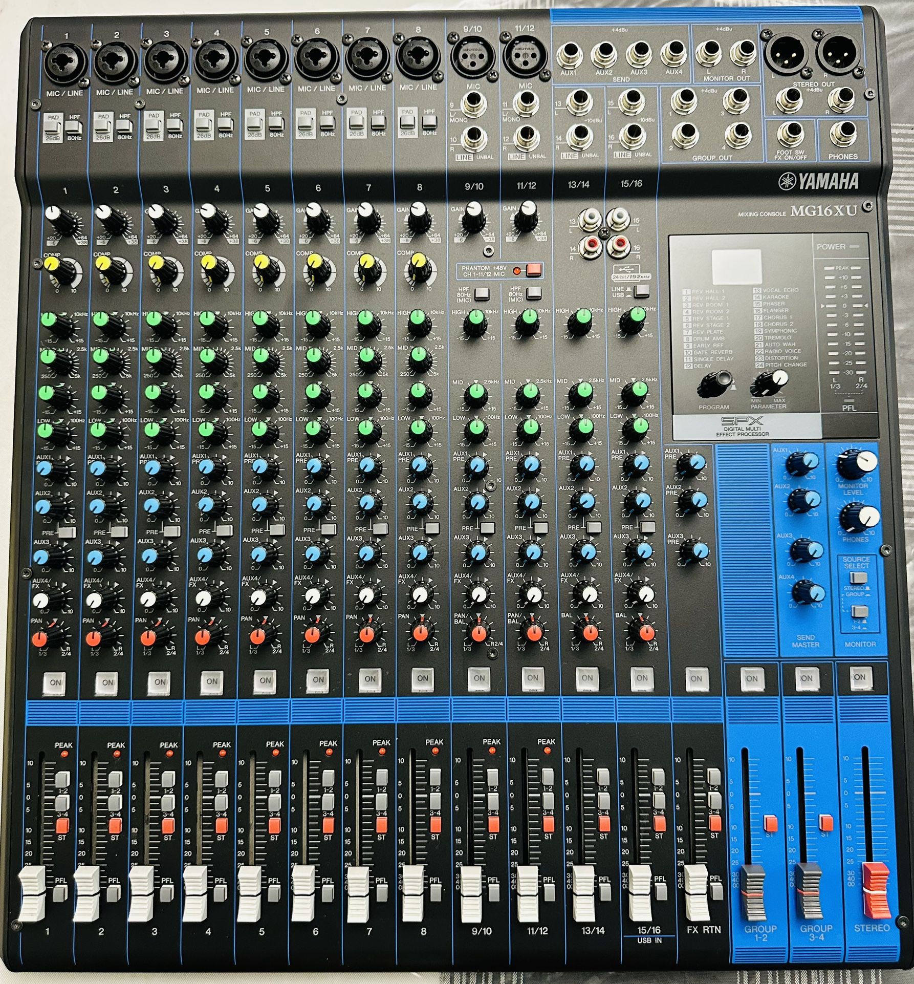 Yamaha MG16XU Mixing Console With SPX Digital Effects Processor