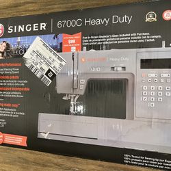 New  SINGER® Heavy Duty 6700C Sewing Machine