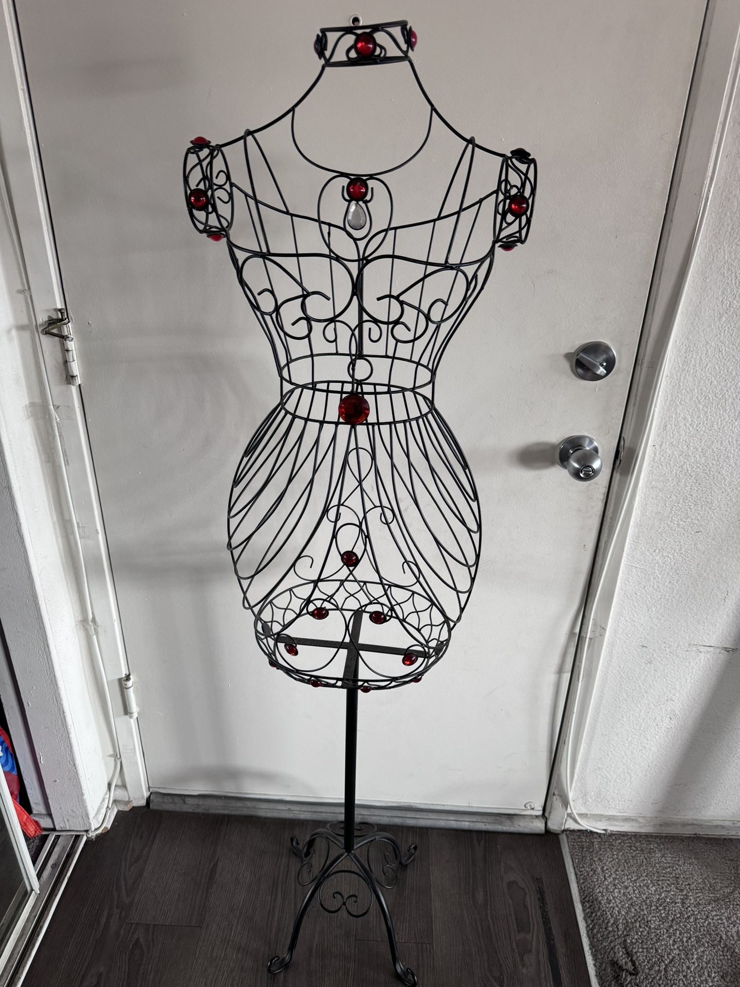 Dress Form/Mannequin (for Sewing) for Sale in Los Angeles, CA - OfferUp