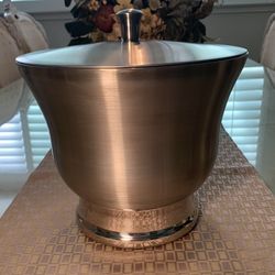 Frontgate Ice Bucket With Scooper