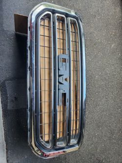 Oem 2015 - 19 GMC Yukon Grill