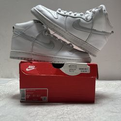 Nike Dunk High Pure Platinum Size 9.5 DS. NEW 