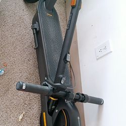 Brand New Barely Ride It G2max SCOOTER