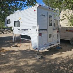 Lance Squire 5000 9'10" Extended Cab