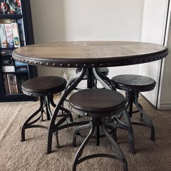 Whalen Dining Set 