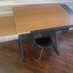 Art Table