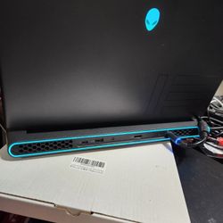 Alienware M15 R7