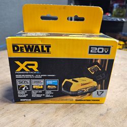DEWALT 20V XR 1.7AH KIT BATTERY AND CHARGER