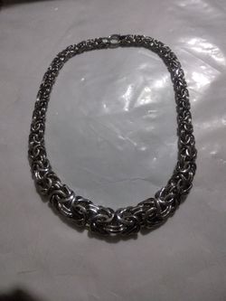 Silver Link Chain Lent 18 And 1/4 Size In The Middle 3/4 Used