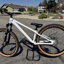 2023 Norco Rampage  dirt jumper