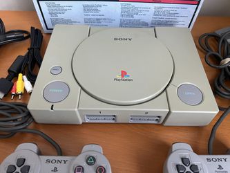 Sony Playstation 1 PS1 Console with Cables & Original Controller