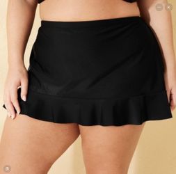 New Woman’s Ruffle Hem Swim skirt by Tropical Escape: size 16