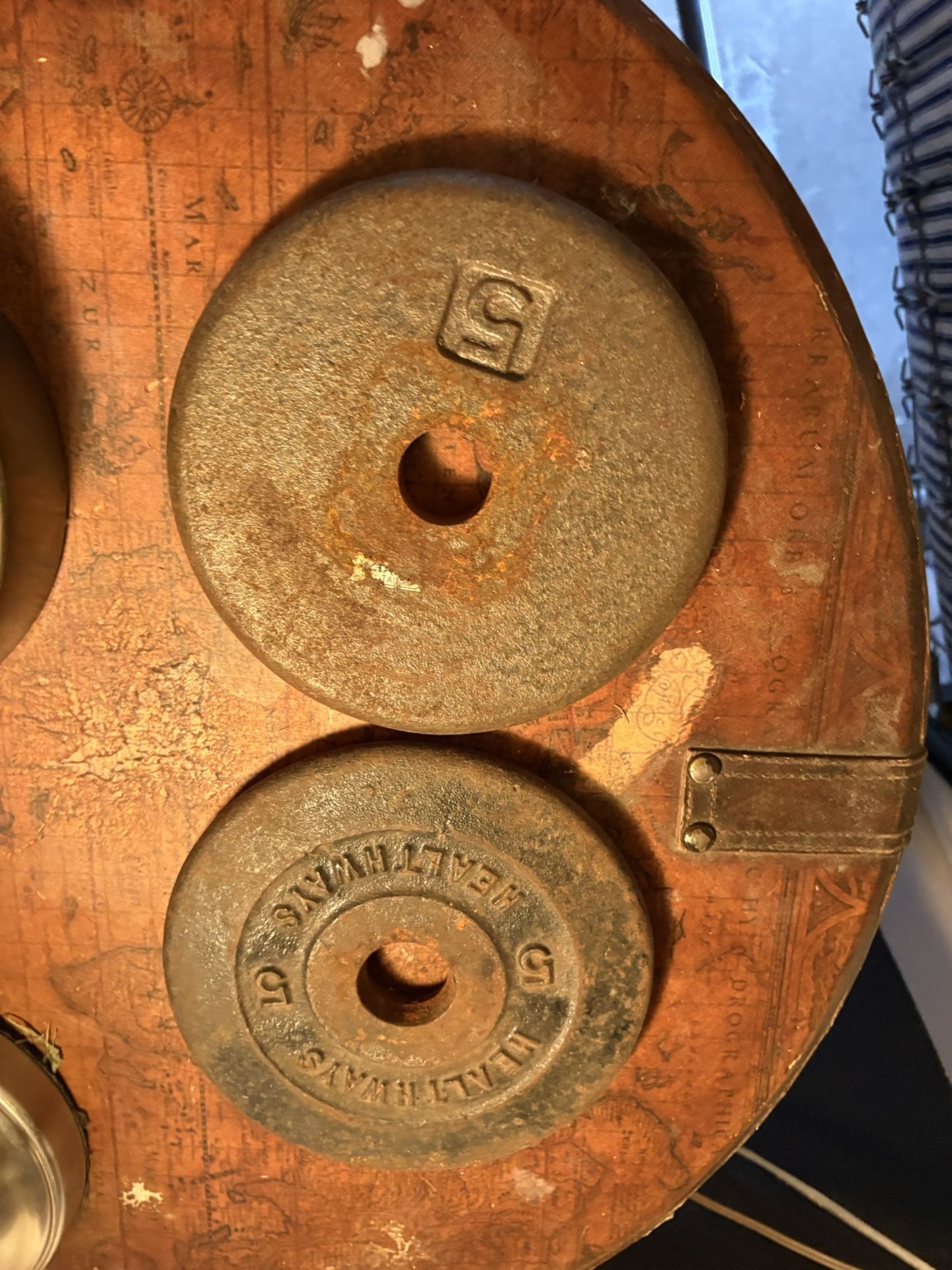 Weight 5 Pound