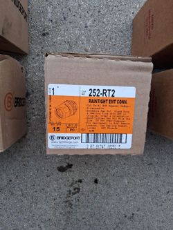 Bridgeport 252-RT2 Raintight EMT Connector 1" – Box of 15