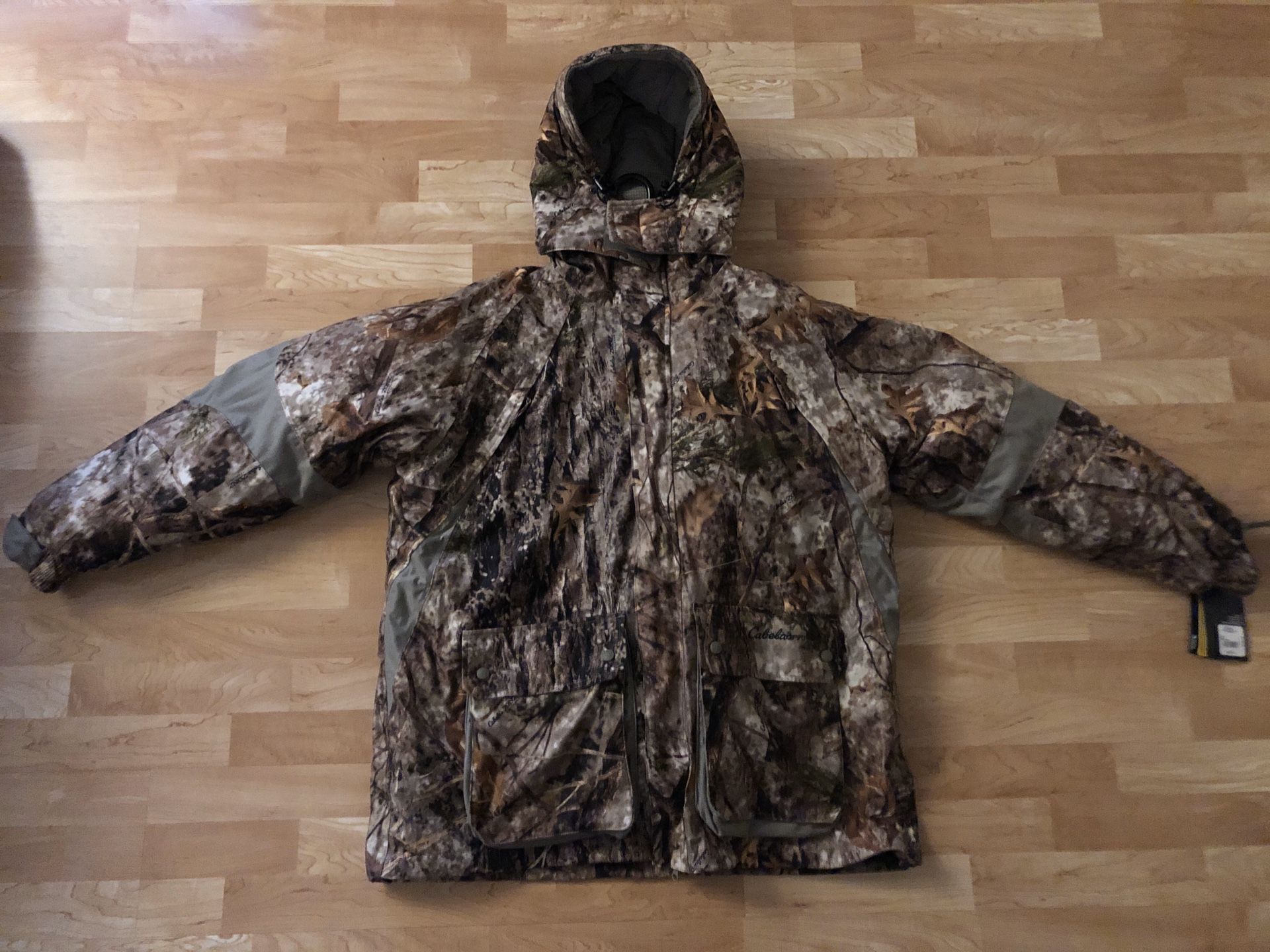 Cabelas XL 10-Point Dry-Plus 4-In 1 Parka (Open for offers)