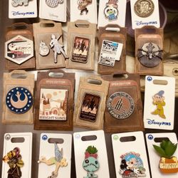 Disney Park Collectible Pins 