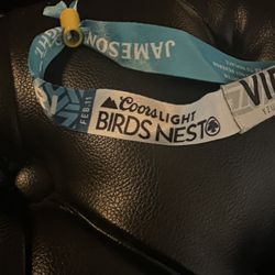 1 VIP Friday Birds Nest