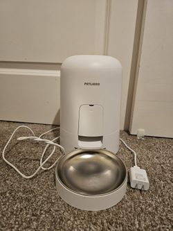 Automatic Pet Feeder